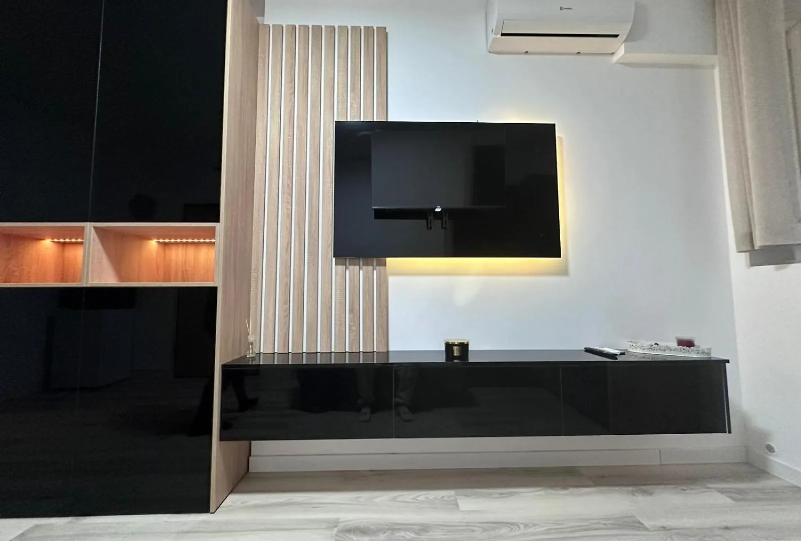 Luxury 1 Bedroom Apartment Bucharest Romania